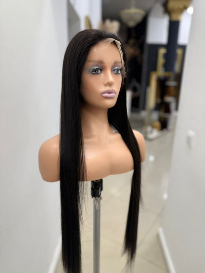 Sleek Bone straight with fronter