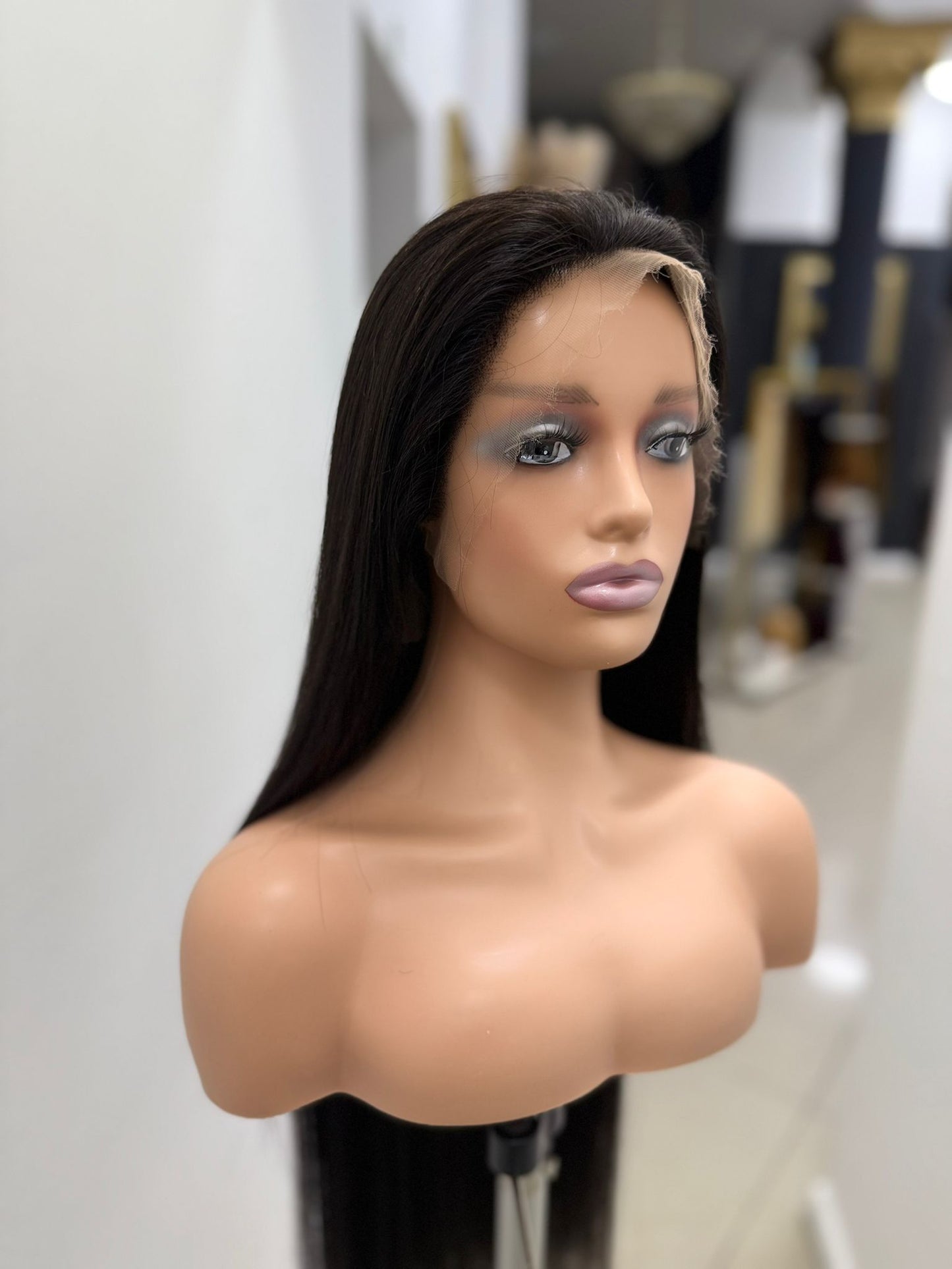 Sleek Bone straight with fronter